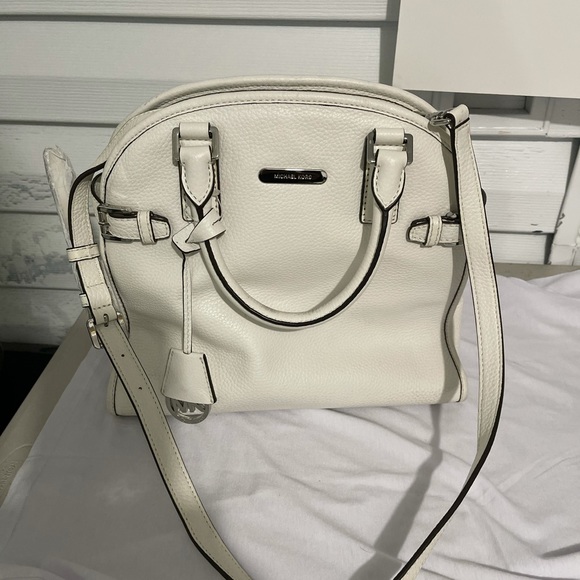 Handbag - Picture 5 of 8